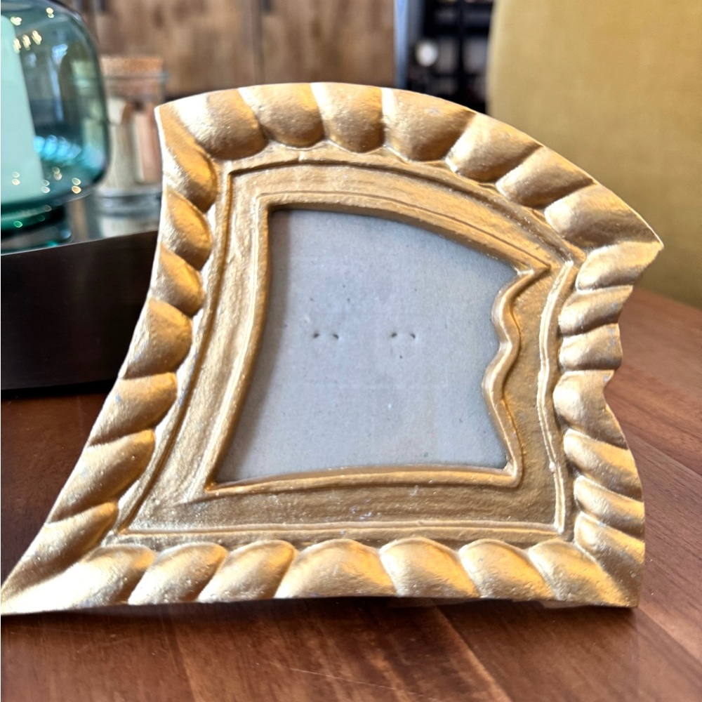 Set of Two Abstract 3” x 3” frames - Picture 4 of 7